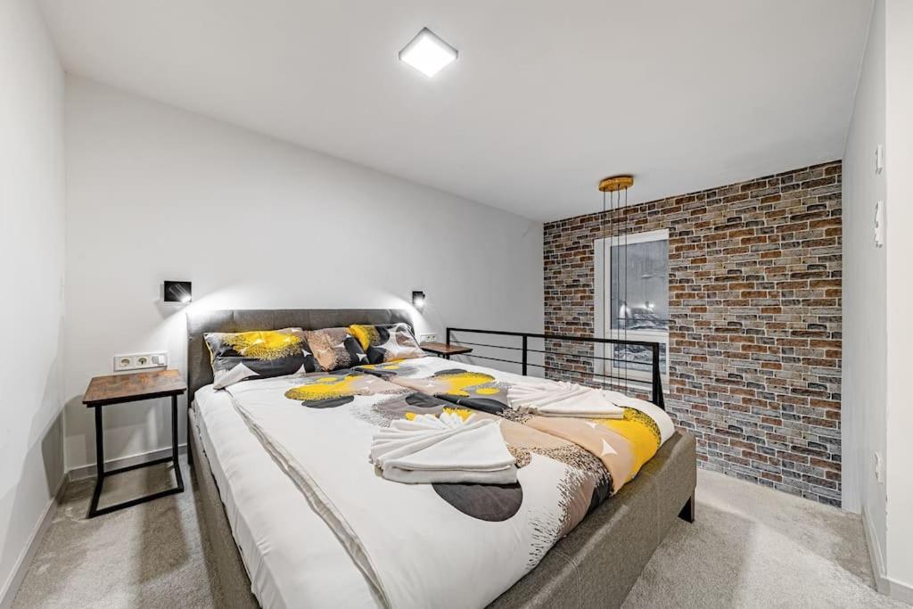 布达佩斯Chic Loft Bp: Industrial Gem公寓 外观 照片