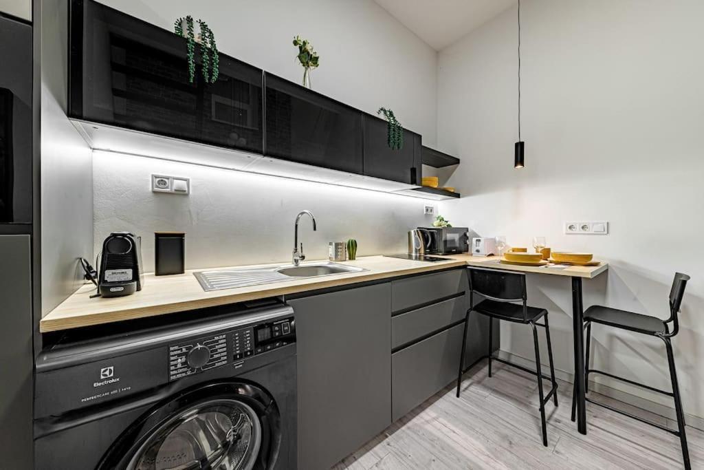 布达佩斯Chic Loft Bp: Industrial Gem公寓 外观 照片